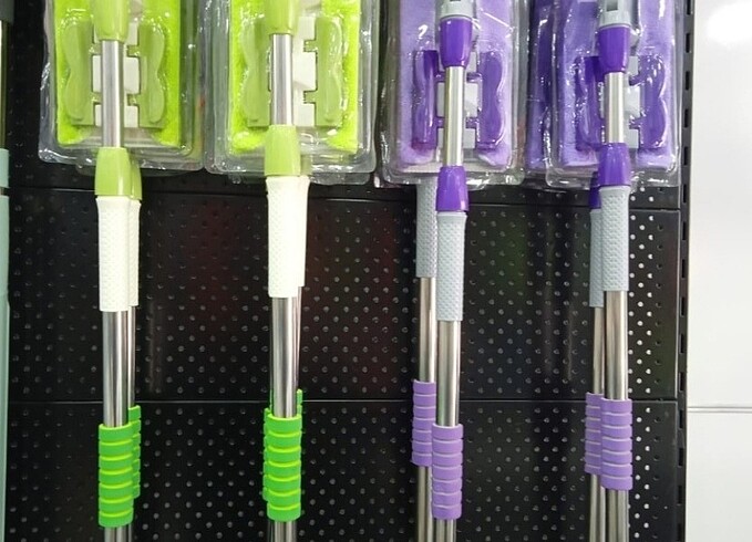 Dönen başlıklı mop 