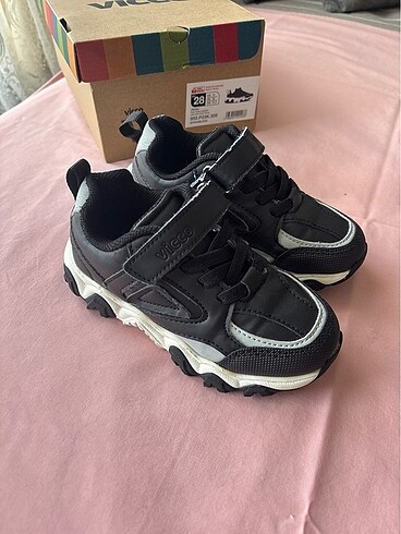 28 Beden Kışlık deri spor ayakkabı unisex