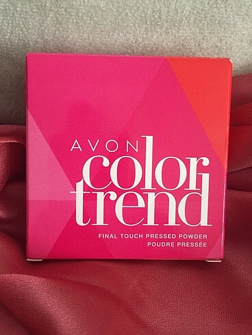 Avon color trend pudra