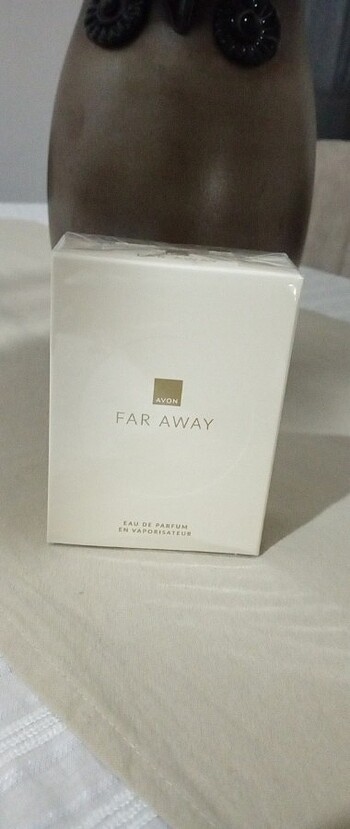 Avon faraway yeni ambalaj kutusunda 