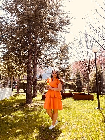 Yaz elbisesi