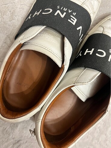 GIVENCHY Givenchy sneakers