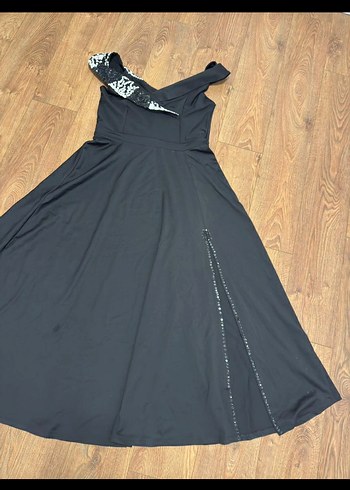 Nakışlı V Yakalı Uzun Siyah Kadın Elbise - Görsel 4