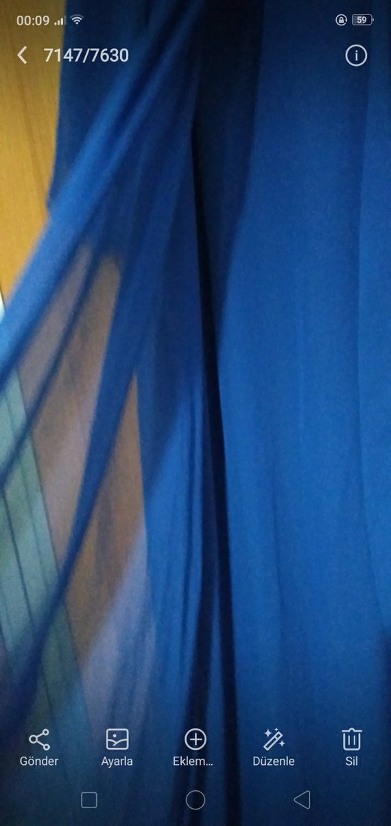 Mavi Uzun Drapeli Kadın Elbise - Görsel 4