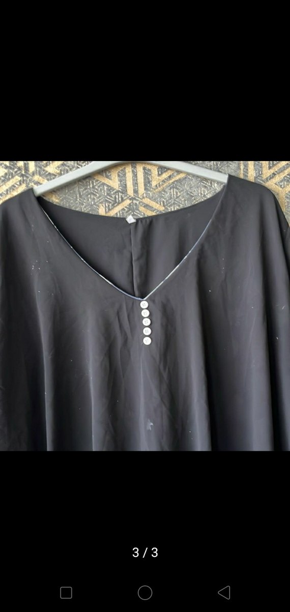 Siyah V Yaka Uzun Drapeli Gotik Elbise - Görsel 3