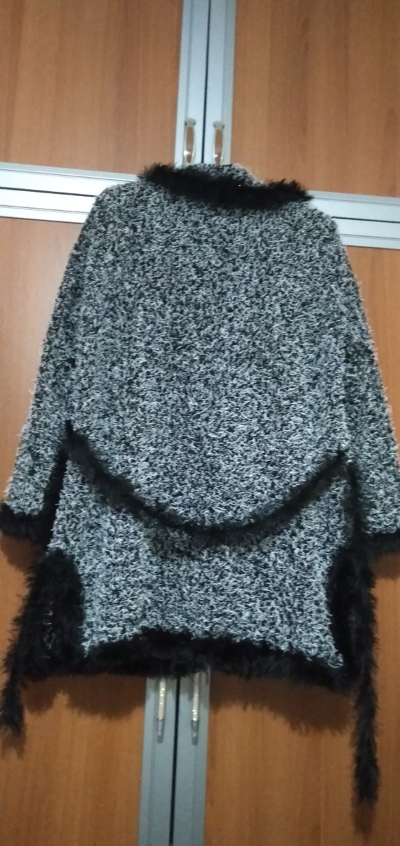 Kürk Detaylı Gri Kadın Uzun Kaban - Görsel 5