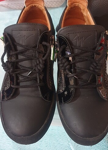 40 Beden siyah Renk Giuseppe zanotti Casual ayakkabı Unisex