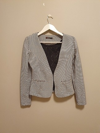 Siyah Beyaz Vatkalı Blazer