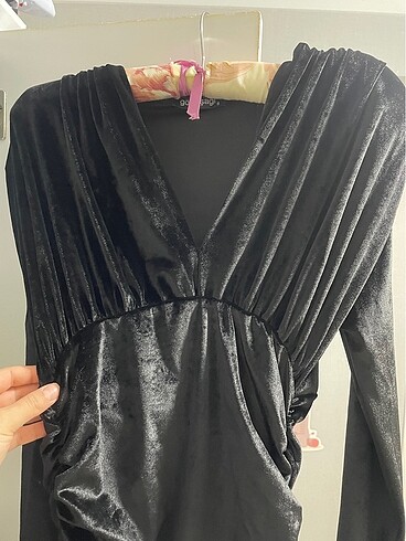Zara Kadife elbise