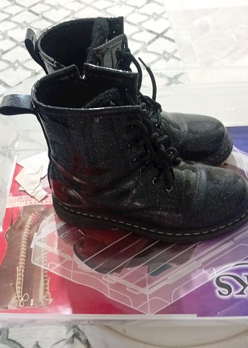 siyah rugan kız cocuk bot - Görsel 2