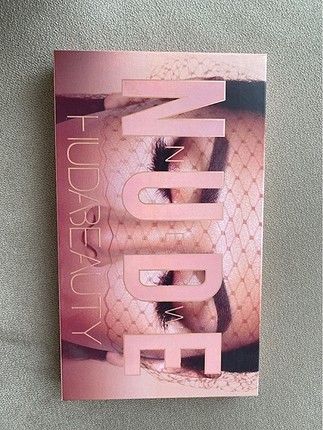 Huda Beauty Nude