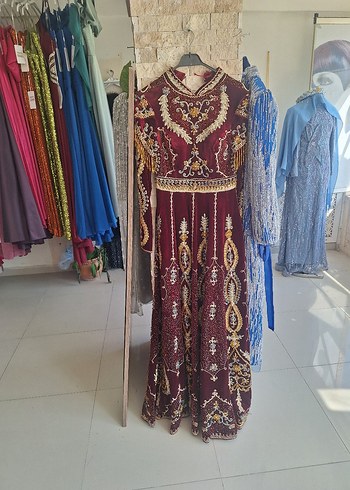 Boncuk İşlemeli Bordo kaftan
