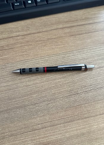 Siyah Metal uçlu Kalem 0.5