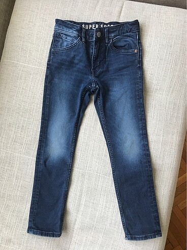 H&M 6-7 yaş erkek çocuk Skinny Fit( dar kesim) lacivert kot pant