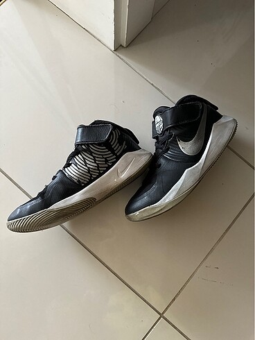 Nike Nike Basketbol Ayakkabısı 35