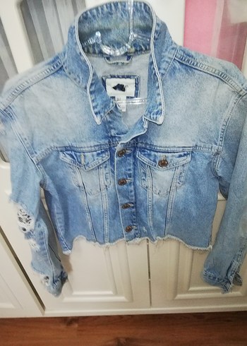 KALİTELİ MARKA HEPSİ ÇOK GÜZEL ÇEŞİTLİ BAYAN GİYİM EŞYALARI - Görsel 4