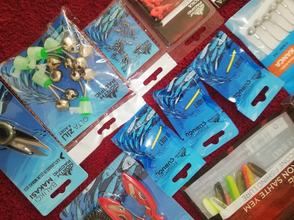 Renkli Silikon Sahte Yem ve Balıkçılık Malzemeleri - Görsel 4