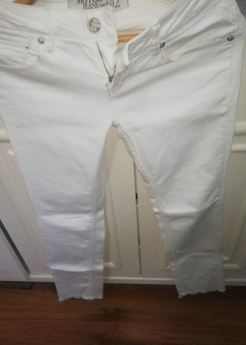 Düğmeli Beyaz Kadın Kot Pantolon - Görsel 6