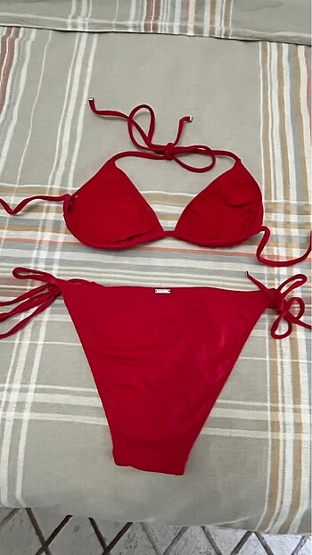 Diğer Dagi bikini takımı