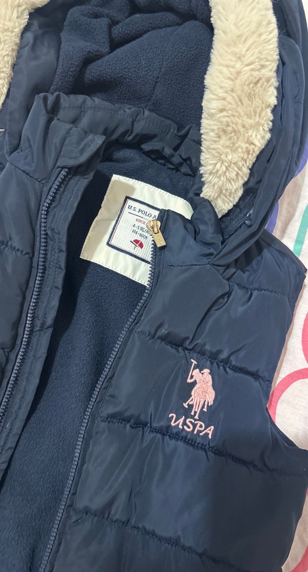 Kız Çocuk Lacivert Kürklü Kapüşonlu Yelek - Görsel 3