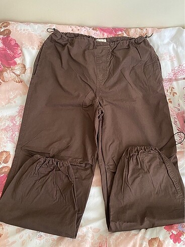 Stradivarius paraşüt pantolon