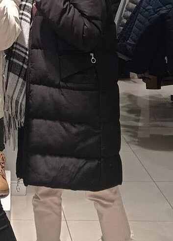 42 Beden Şişme siyah mont 