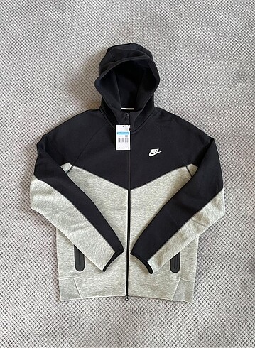 Nike Tech Fleece Panda Hoodie