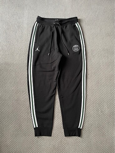 Nike Eşofman ve Tshirt, Adidas Sweatshirt