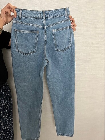 32 Beden Mavi Yüksek Bel Mom Jean