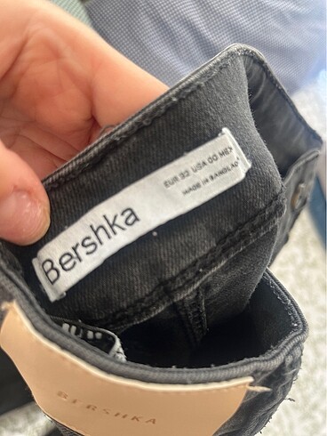 32 Beden Bershka