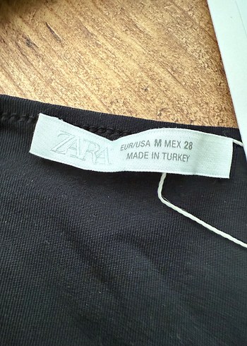 Zara ZARA Volanlı Siyah Straplez