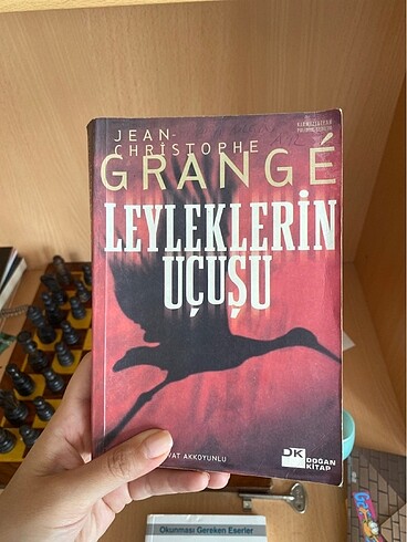 Leyleklerin uçuşu