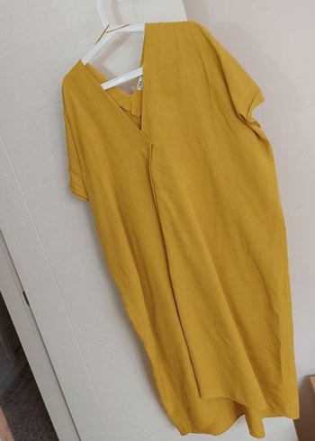 Zara V Yakalı Keten Midi Elbise
