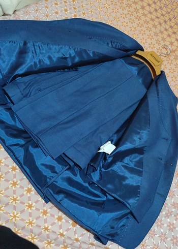 Mavi Düğmeli Erkek Takım Elbise - Görsel 5