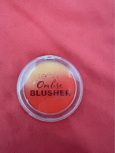 Diğer Technic Ombre Blusher