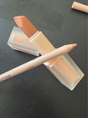 Beden Revolution Lip Allure Ruj & Dudak Kalemi