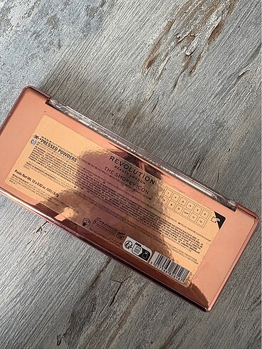 Beden Renk Revolution Smokey Icon Far Paleti