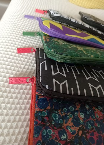 Beden Çok renkli desenli fermuarlı mini cüzdan çantalar