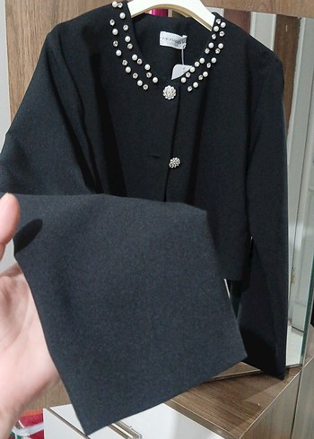 Düğmeli Siyah Mini Kadın Blazer - Görsel 4