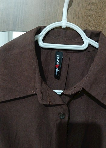 Düğmeli Kahverengi Keten Gömlek - Görsel 2