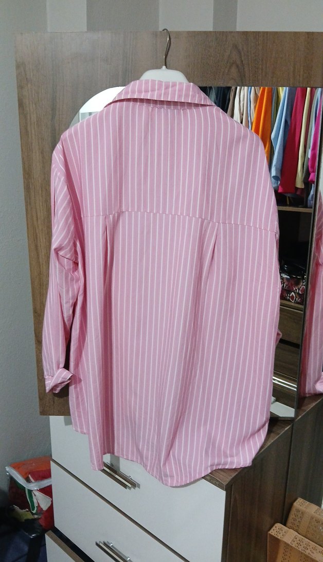 Pembe Çizgili Düğmeli Kadın Gömlek - Görsel 3