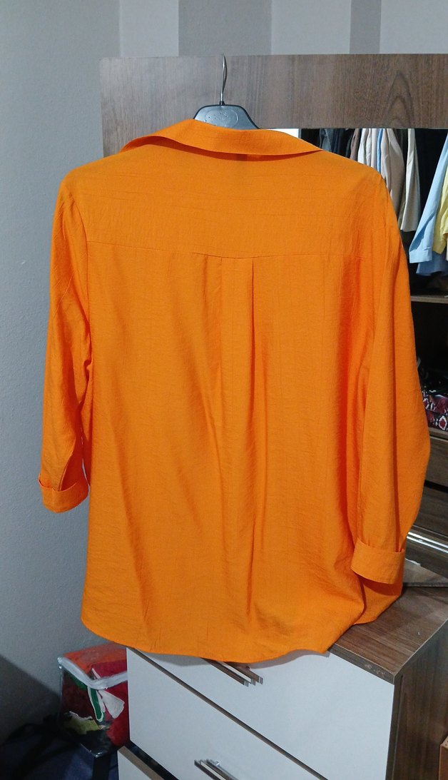 Turuncu Düğmeli Keten Salaş Gömlek - Görsel 4