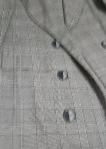 Kadın Gri Çizgili Düğmeli Blazer Ceket - Görsel 2