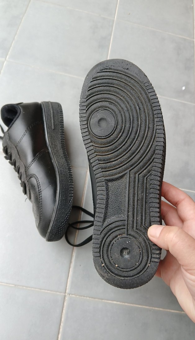 Siyah Minimalist Goth  Ayakkabı - Görsel 3