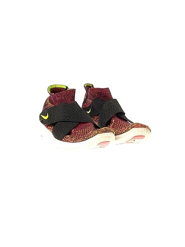 Nike Nike Spor Ayakkabı %70 İndirimli.