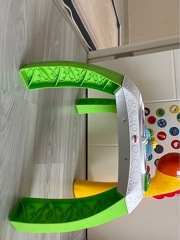 Beden Fisher price aktivite masası