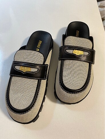 Miu Miu Miu miu terlik