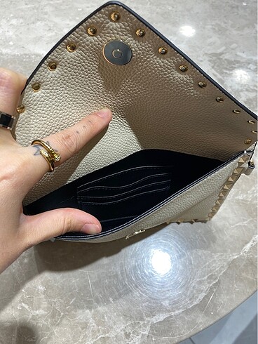  Beden Valentino clutch