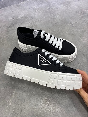 Prada Prada ayakkabı