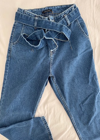 Trendyolmilla kemerli jean
